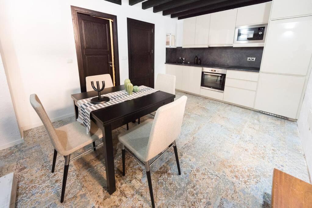Loft En El Corazon De Palma Cerca De La Catedralアパートメント エクステリア 写真